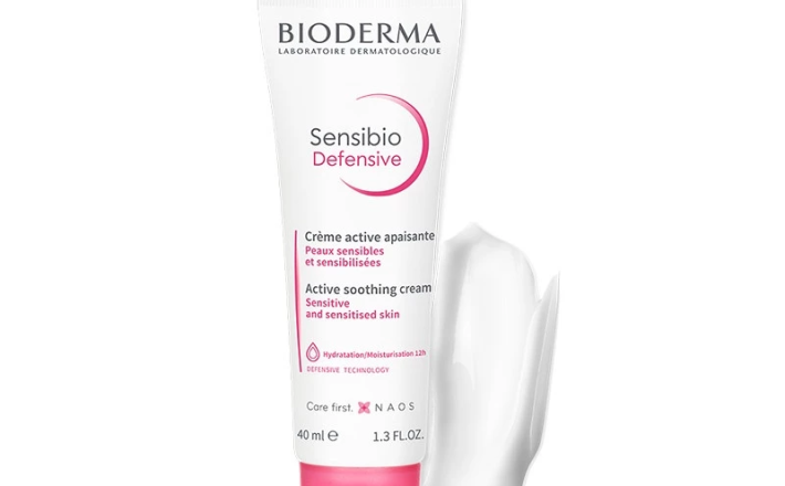Kem dưỡng ẩm và làm dịu da, dành cho da nhạy cảm Bioderma Sensibio Defensive 40ml