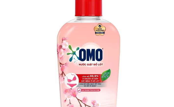 ￼Combo 2 Chai Nước Giặt Đồ Lót OMO Hương Hoa Anh Đào Thanh Lịch 300G 