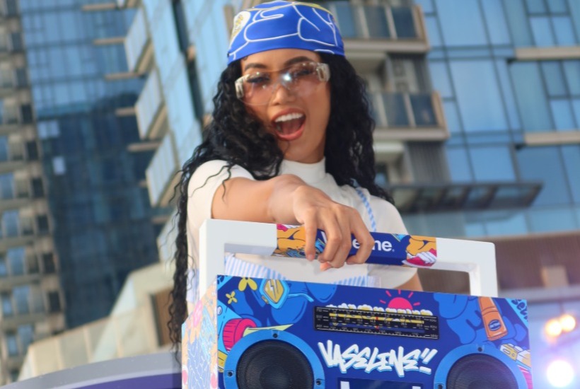 Vaseline Gluta-Hya SPF – Trắng gắt hơn nắng, chất như bạn muốn. Đã đến lúc bảo vệ và bật tông theo cách Gen Z làm chủ mọi cuộc chơi.