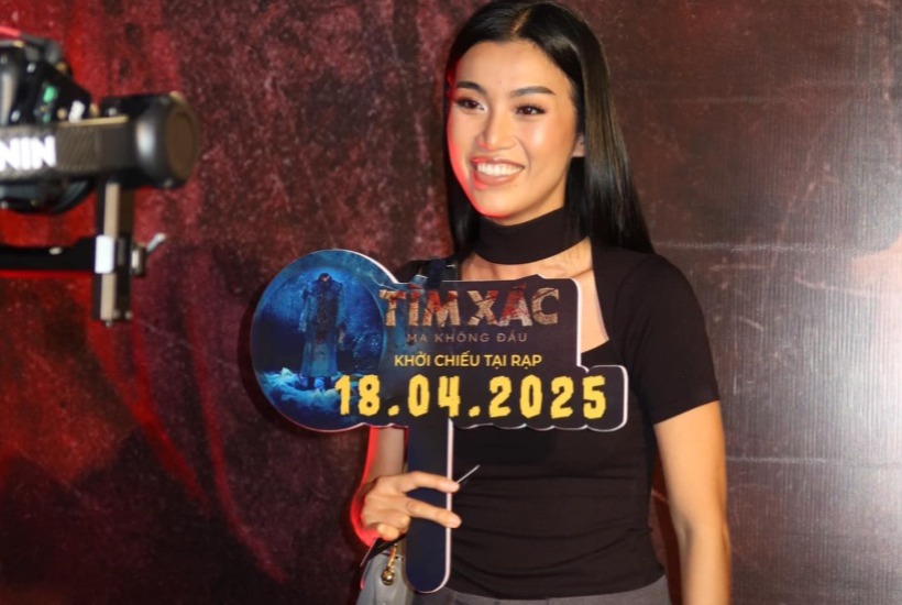 Dự buổi ra mắt phim Tìm Xác cùng Cổ Ngân nha