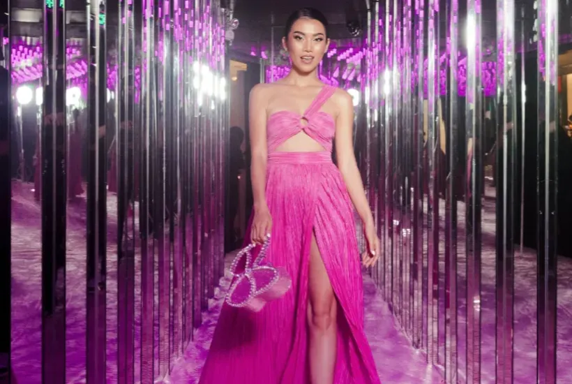 TikToker Cổ Ngân: Tỏa Sáng Tại Sự Kiện “Dám Nổi Bật” Ra Mắt Dầu Dưỡng Khô Huile Prodigieuse OR Florale Tại Việt Nam