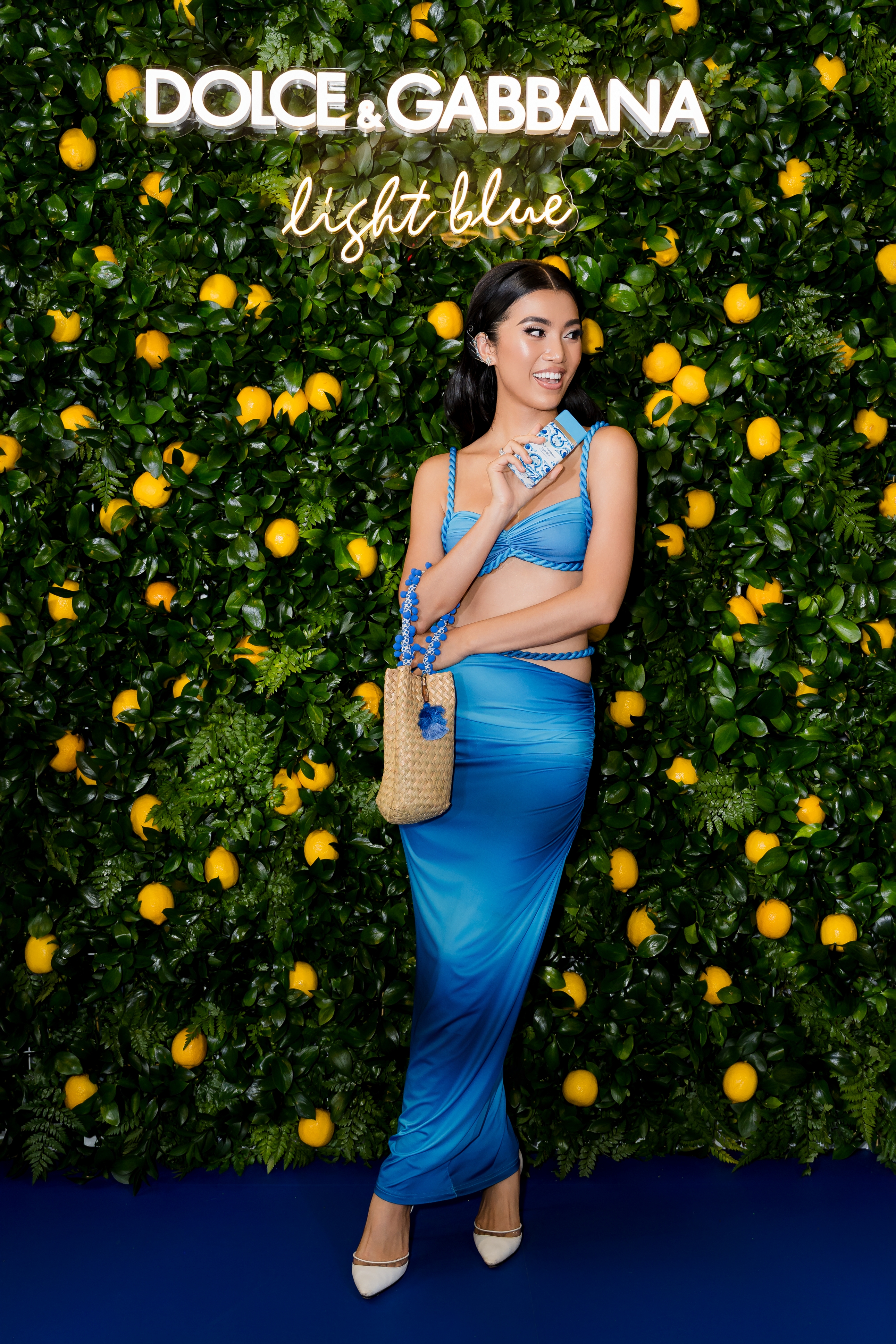 Dolce &amp; Gabbana Light Blue Capri In Love: Bản Tình Ca Đẫm Nắng Trên Bờ Biển Thiên Đường 