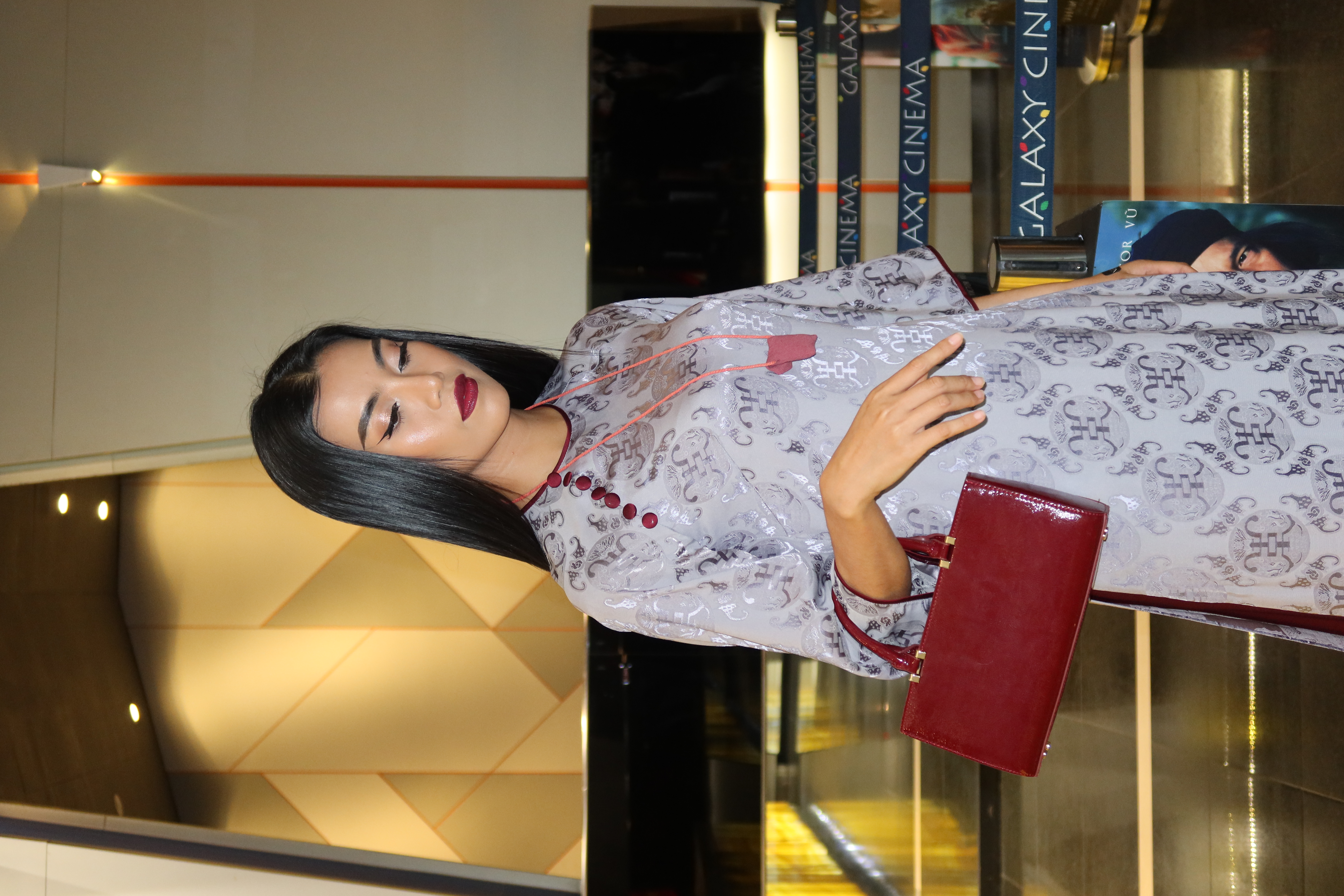 Cổ Ngân tại buổi công chiếu “Thám Tử Kiên” – Một cuộc hội ngộ bất ngờ gợi lại những ký ức đẹp 