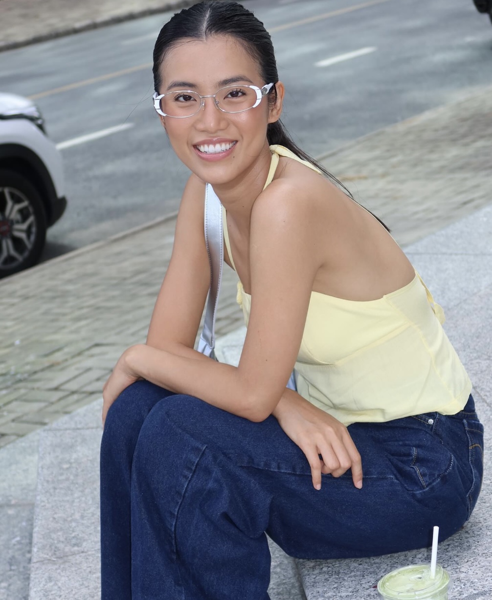 Hành Trình Mơ Ước Đêm Trăng: Gửi Gắm Tấm Lòng, Cảm Nhận Niềm Vui Từ Xa 