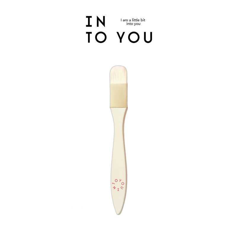 INTO YOU Cọ tô son môi trang điểm tiện dụng
